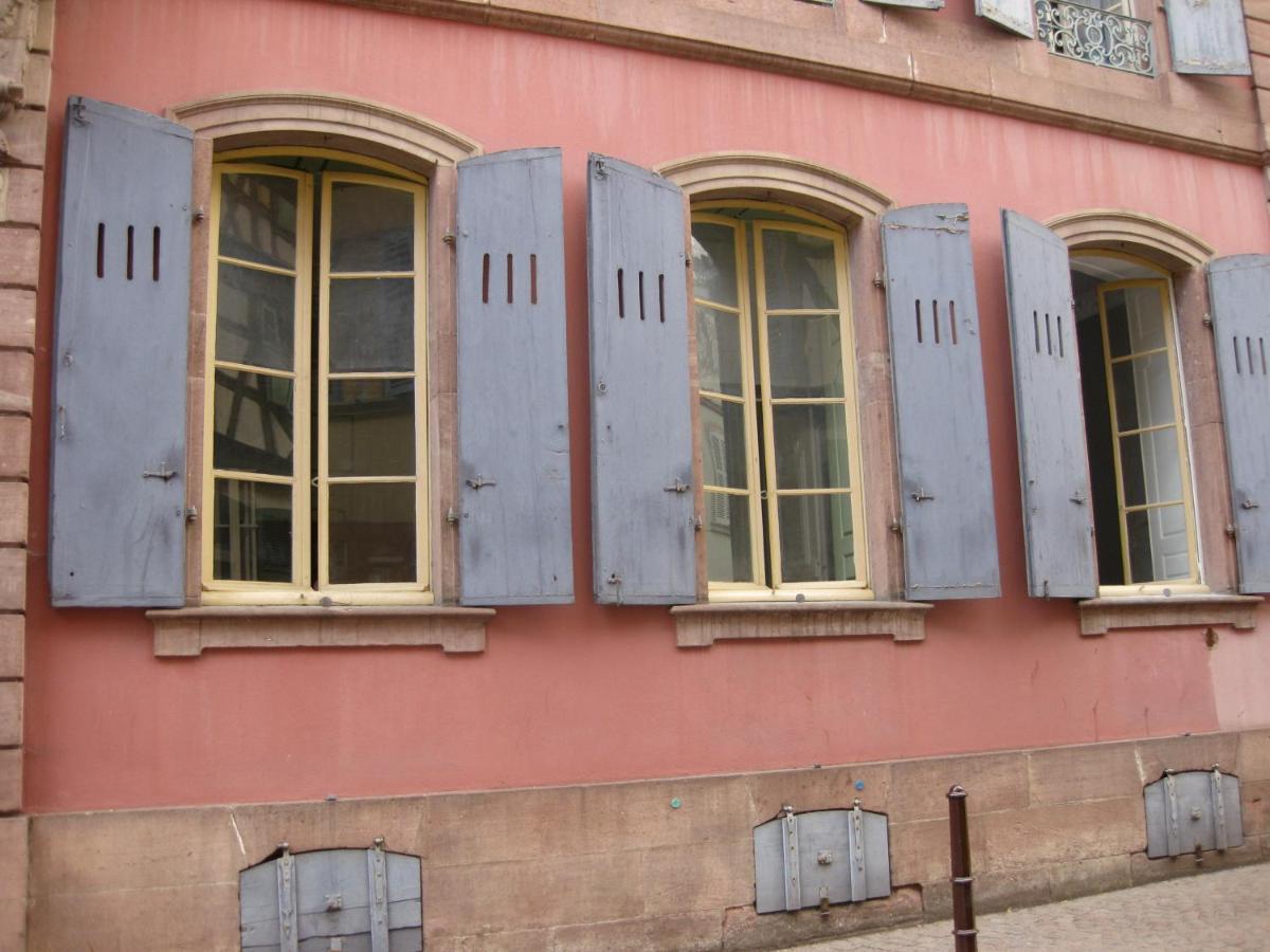 Appartement Le 22 - Colmar Centre Parking Privatif En Option Exterior photo